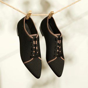 Vivaia knit lace up flats